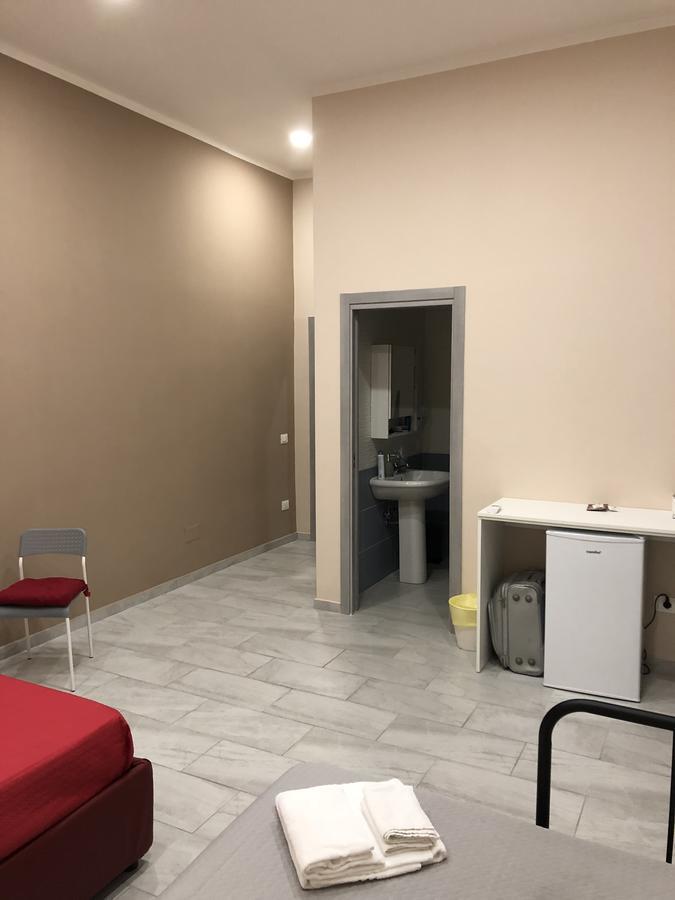 Vesuvius Terminal Acomodação com café da manhã Nápoles Exterior foto
